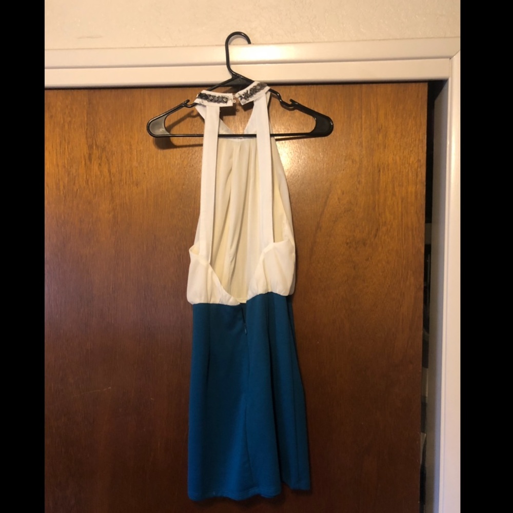 Mini dress - Picture 2 of 4